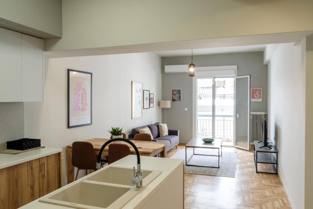 Modern Pangrati Flat! Lägenhet Aten Exteriör bild